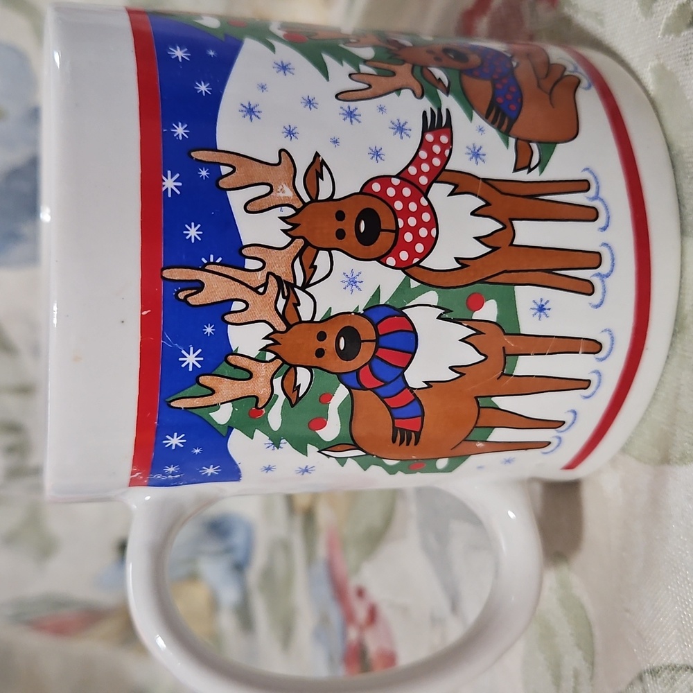 HOUSTON FOODS Ceramic Vintage Reindeer w/Scarves Hot/Cold Cup Mug - 80s 90s
